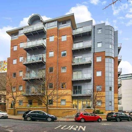 Cozy Modern Apartment In Croydon Central Εξωτερικό φωτογραφία